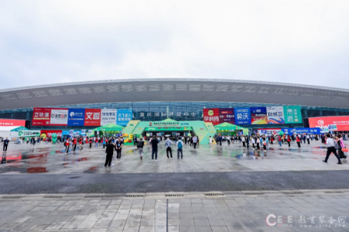 凯发一触即发新闻丨数智教育，筑基育英！凯发一触即发DCN携教育解决方案亮相第83届中国教育装备展示会